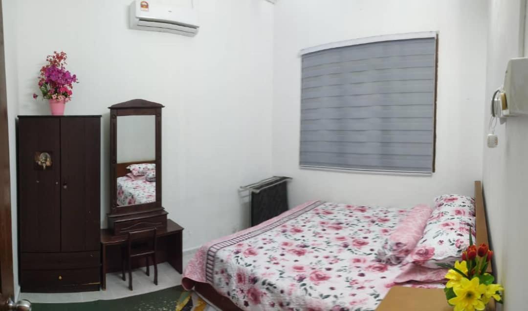 Ns Homestay Private Pool Tanah Merah  Luaran gambar