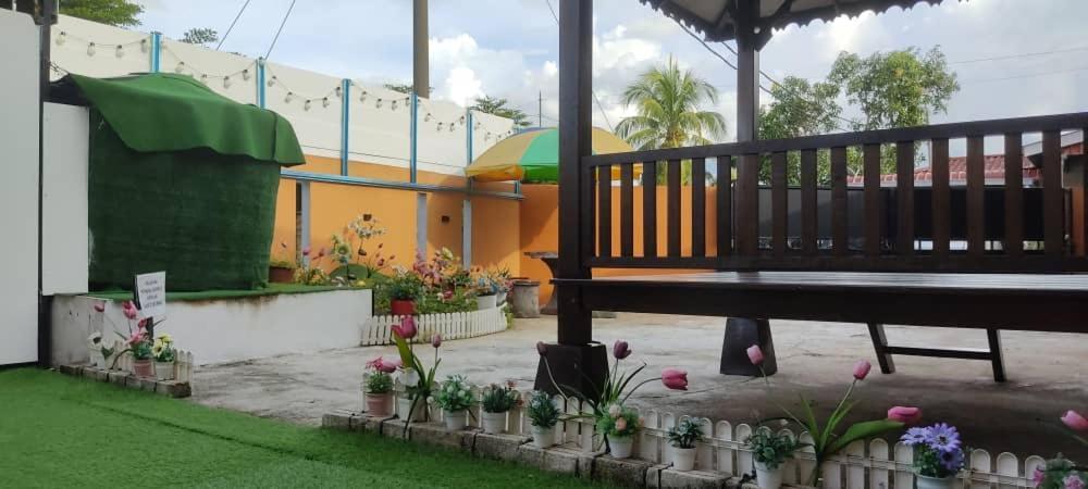Ns Homestay Private Pool Tanah Merah  Luaran gambar