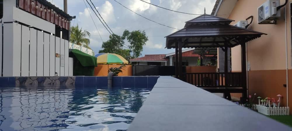 Ns Homestay Private Pool Tanah Merah  Luaran gambar